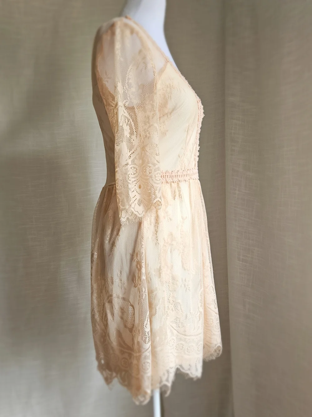 ​Soieblu Peach Lace Dress - NWOT - Size S - Romantic Boho Mini Dress - Picture 4 of 15